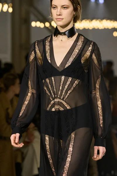 Look 56